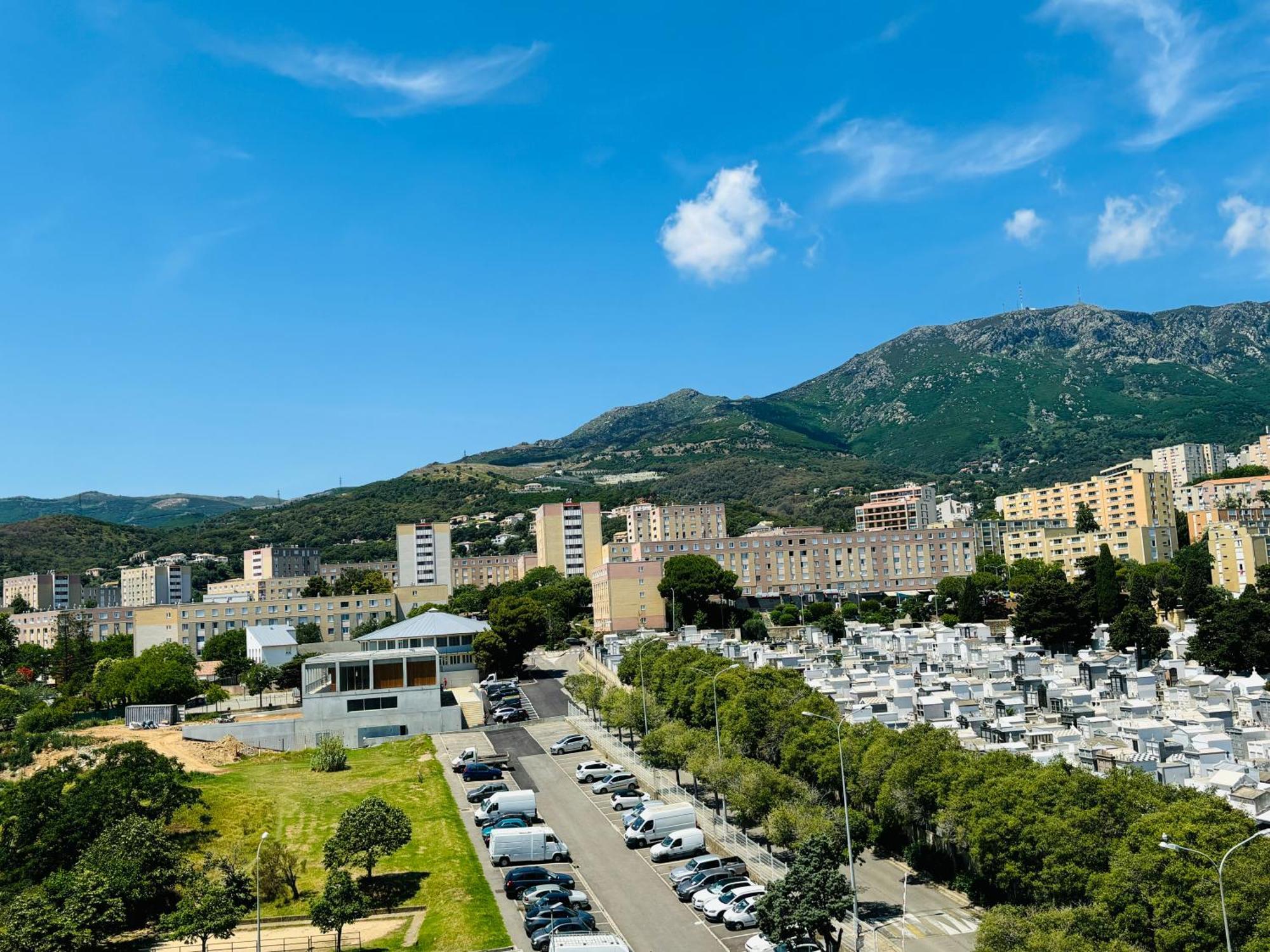 Bastia Vue Et Montagne